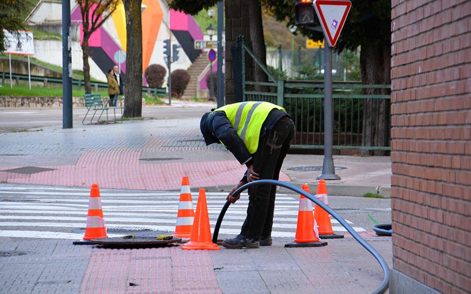 comment déboucher canalisation wc Drancy